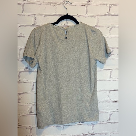 J. crew Gray Pearl and Crystal Embellished Tee Size Small NWT - Picture 3 of 6